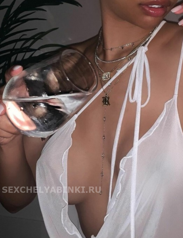   , , +7 (993) 190-6330